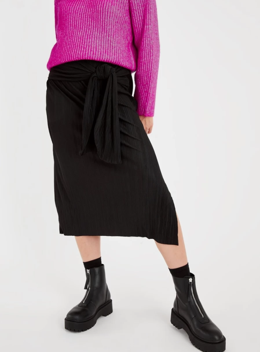 Tu Women's Black Plisse Tie-Waist Midi Skirt - Elegant Pleated Knee-Length Skirt