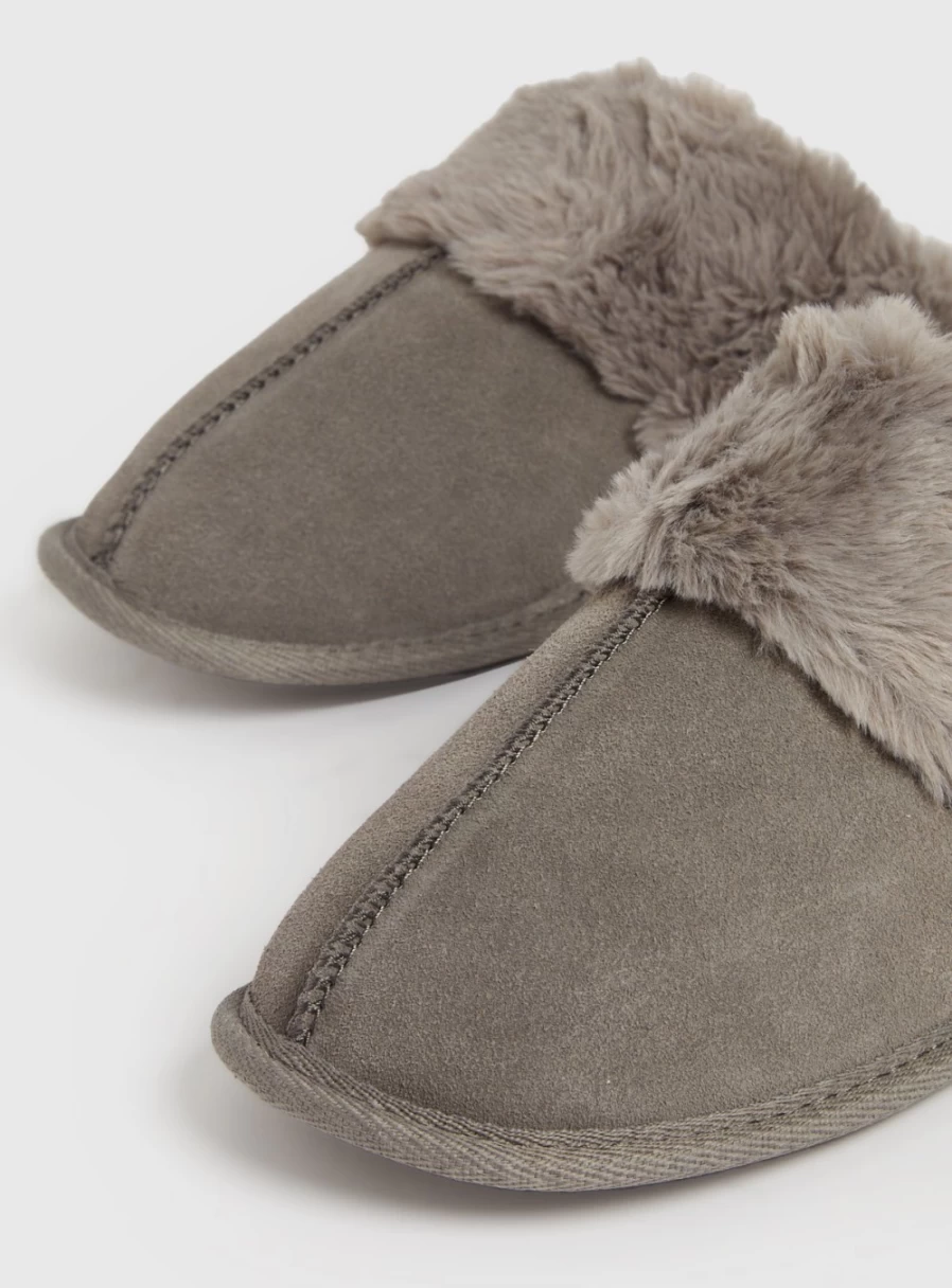 Women's Grey Suede Mule Slippers with Faux Fur - Totes Comfortable Indoor Outdoor Slides