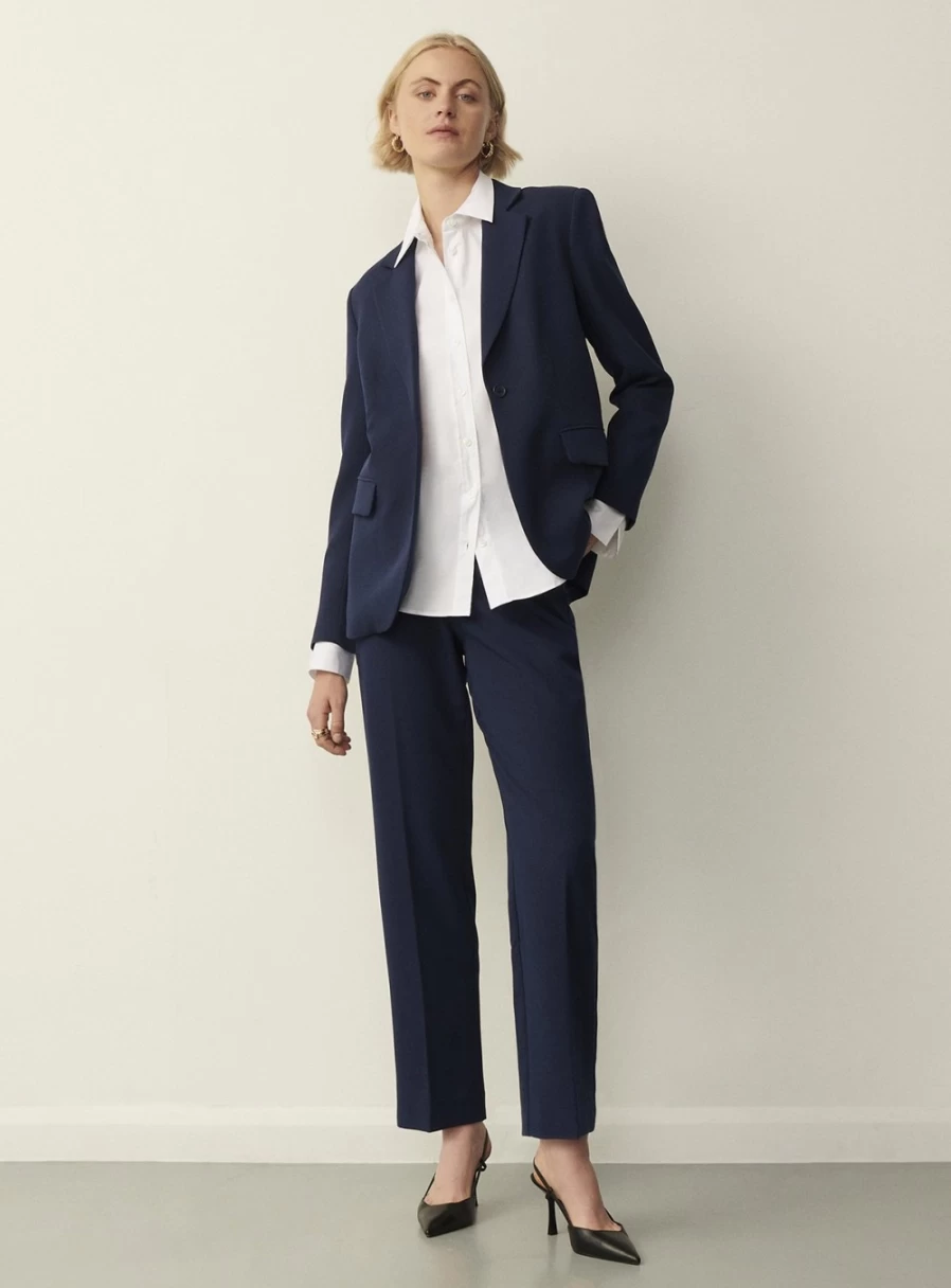 Finery Women's Kaiya Jacket - Stylish Outerwear for Women