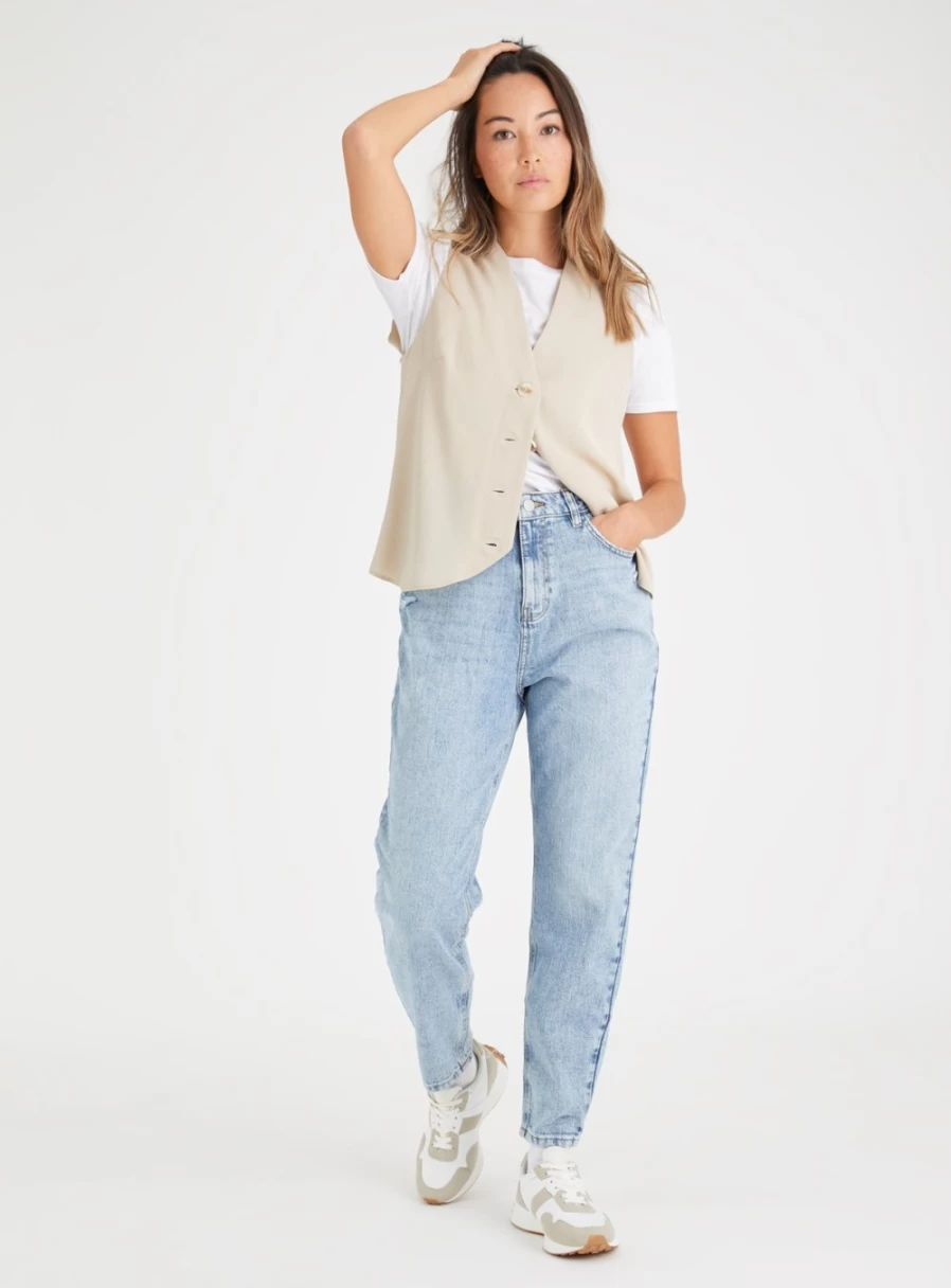 Tu Women's Light Wash Distressed High-Rise Mom Jeans - 16S Vintage Denim Slim Fit Stretch Comfort