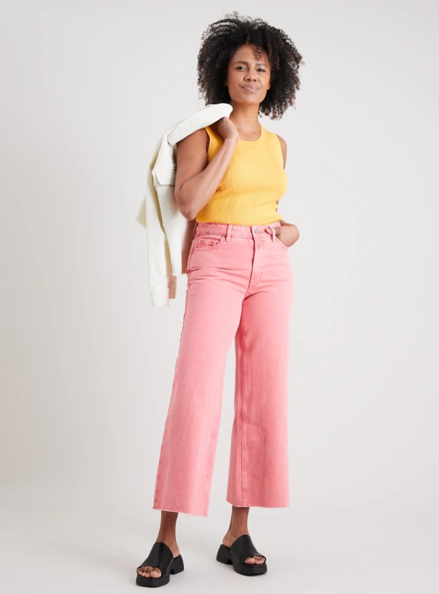 Tu Women's Pink High-Waisted Wide Leg Raw Hem Distressed Jeans Size 10 Regular