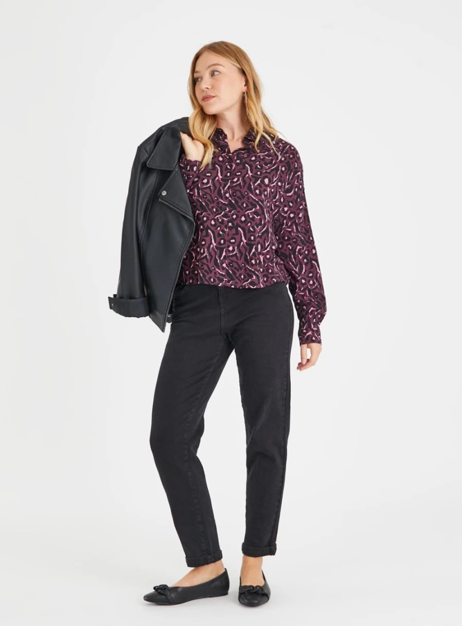 Tu Women's Amethyst Leopard Print Relaxed Fit Casual Shirt - Stylish Comfort for Everyday Wear