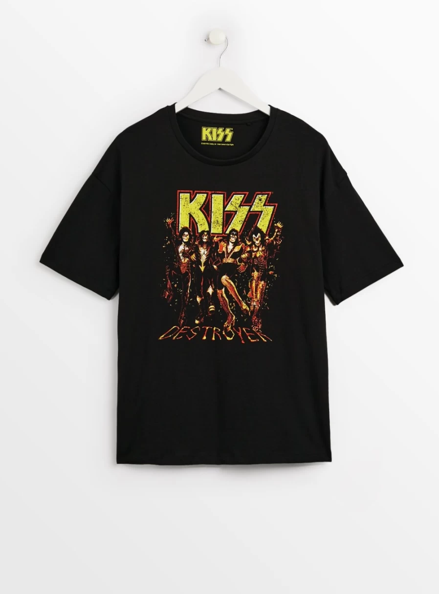 Tu Women's Halloween Kiss Oversized Graphic T-Shirt - Spooky Rock Band Tee