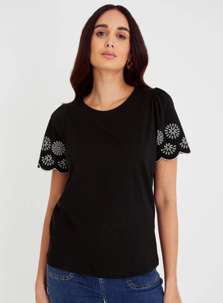 Tu Women's Black Relaxed Fit Floral Print T-Shirt - Casual Comfortable Tee