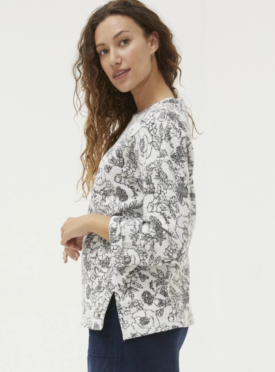FatFace Women's Amari Jacquard Sweatshirt - Cozy Knit Pullover for Casual Wear