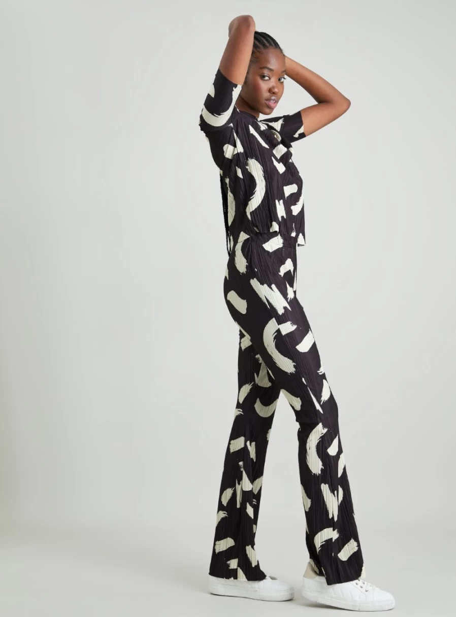 Tu Women's Brown Monochrome Wave Print Plissé High-Waisted Coordinated Trousers - Size 12
