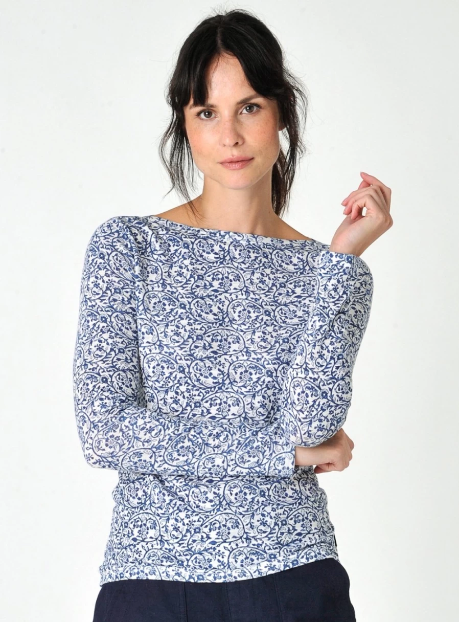Burgs Women's Carey Printed Jersey Top - Stylish Comfort for Everyday Wear